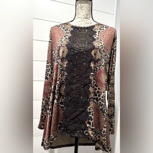 NWT- ONE WORLD TUNIC
